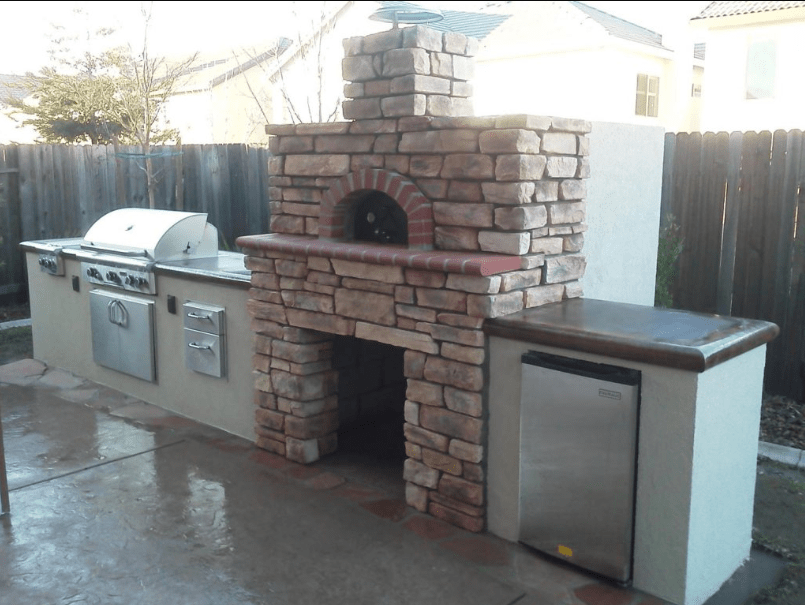 Creative Places to Install a Pizza Oven in Your Outdoor Kitchen